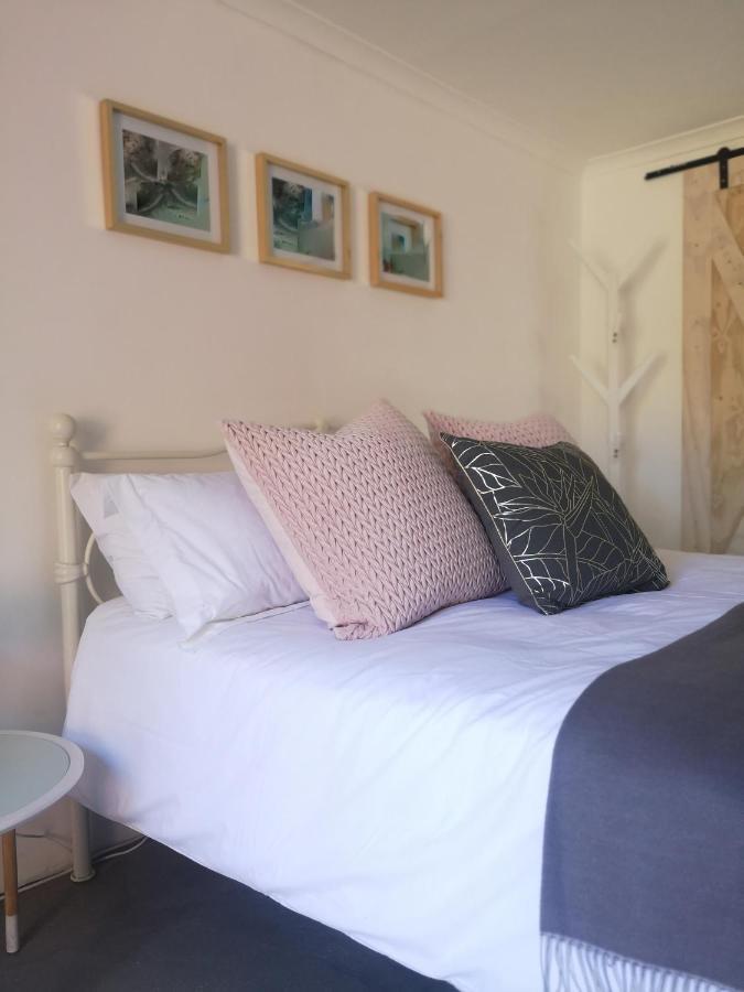 Secure, Private, Queen Room Close To Airport Port Elizabeth Kültér fotó